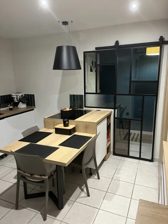 Réalisation d'une verrière fix + porte coulissante intérieure sur mesure à sainte colombe (69), Vienne, DELORME METALLERIE