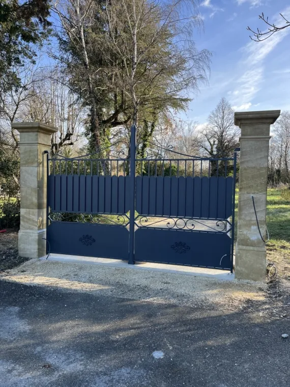 Portail , Vienne, DELORME METALLERIE