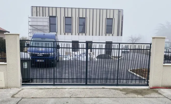 Portail sur mesure, Vienne, DELORME METALLERIE