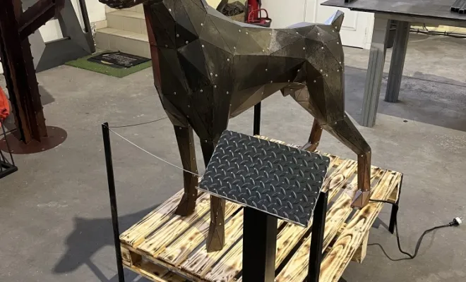 Doberman Origami, Vienne, DELORME METALLERIE